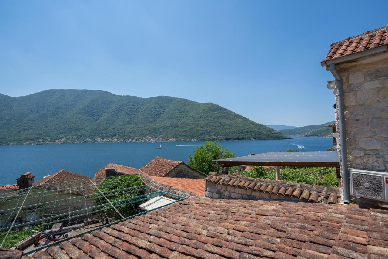 Apartments Franovic Perast Exterior photo
