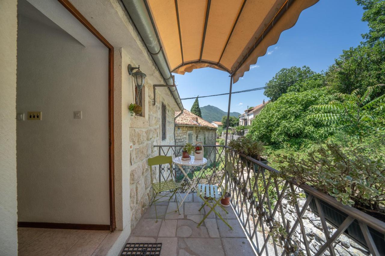 Apartments Franovic Perast Exterior photo