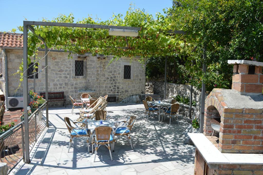 Apartments Franovic Perast Exterior photo