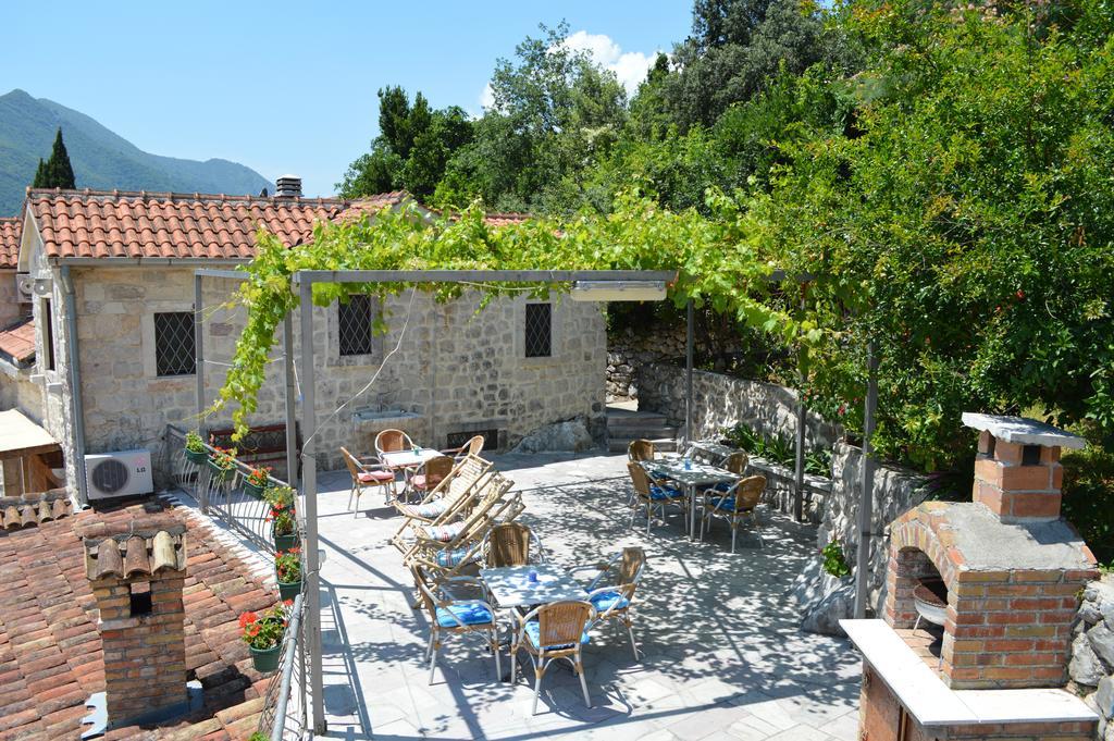 Apartments Franovic Perast Exterior photo
