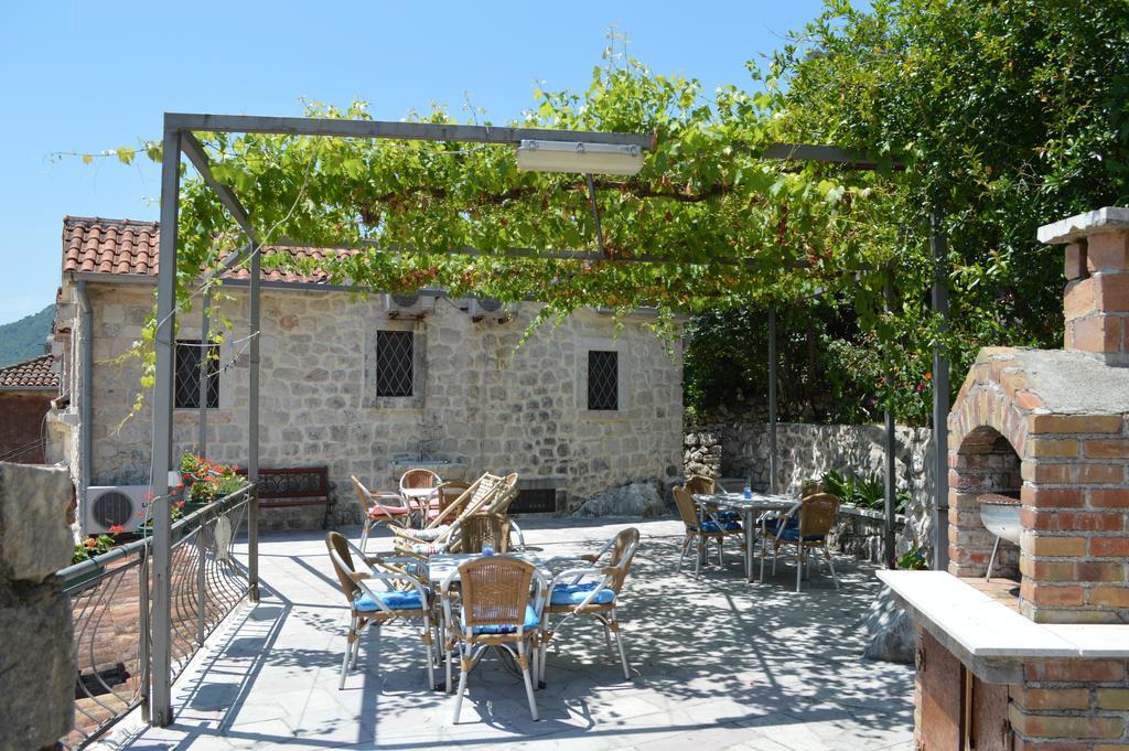 Apartments Franovic Perast Exterior photo