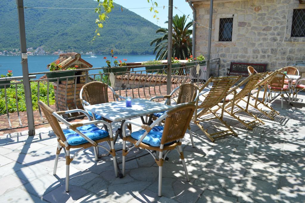 Apartments Franovic Perast Exterior photo