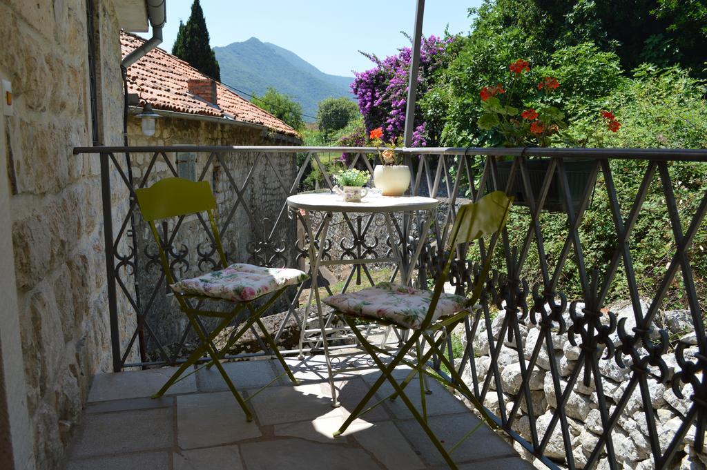 Apartments Franovic Perast Exterior photo